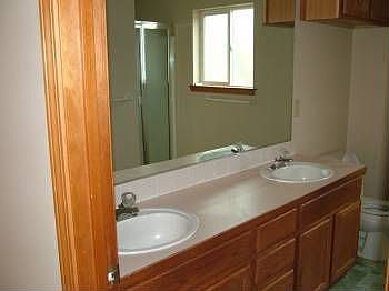 5th image of 2610 Crane Dr