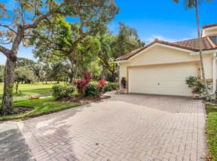 476 W Palm Aire Dr, Pompano Beach, FL 33069