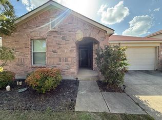 1331 Newton Dr, Cedar Hill, TX 75104