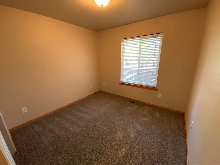602 E Country Side Ave — Photo 19