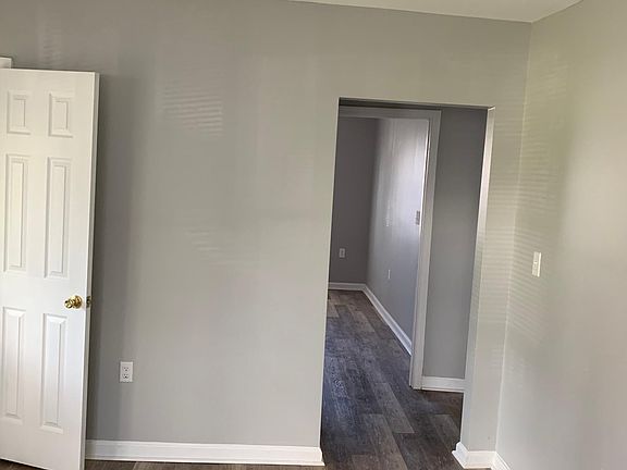 3rd image of 444 Lanier Dr