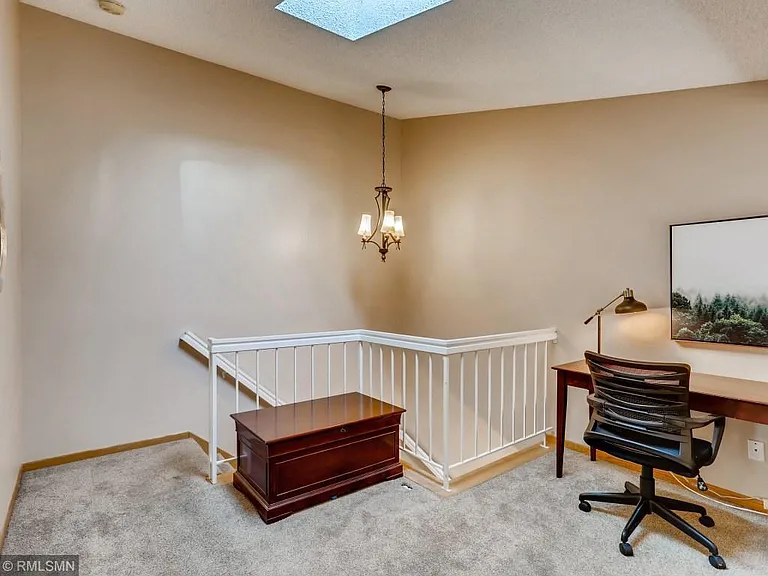 2165 Shenandoah Ct #E — Photo 24