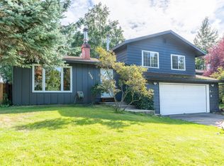 4360 Macalister Dr, Anchorage, AK 99502