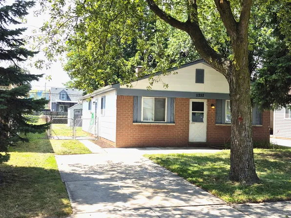 11252 Ziegler St, Taylor, MI 48180