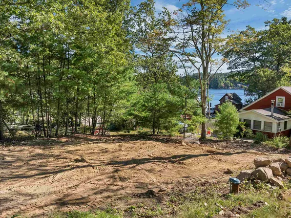 4 Milford Street, Amherst, NH 03031