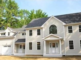 330 Old Oaken Bucket Rd, Norwell, MA 02061