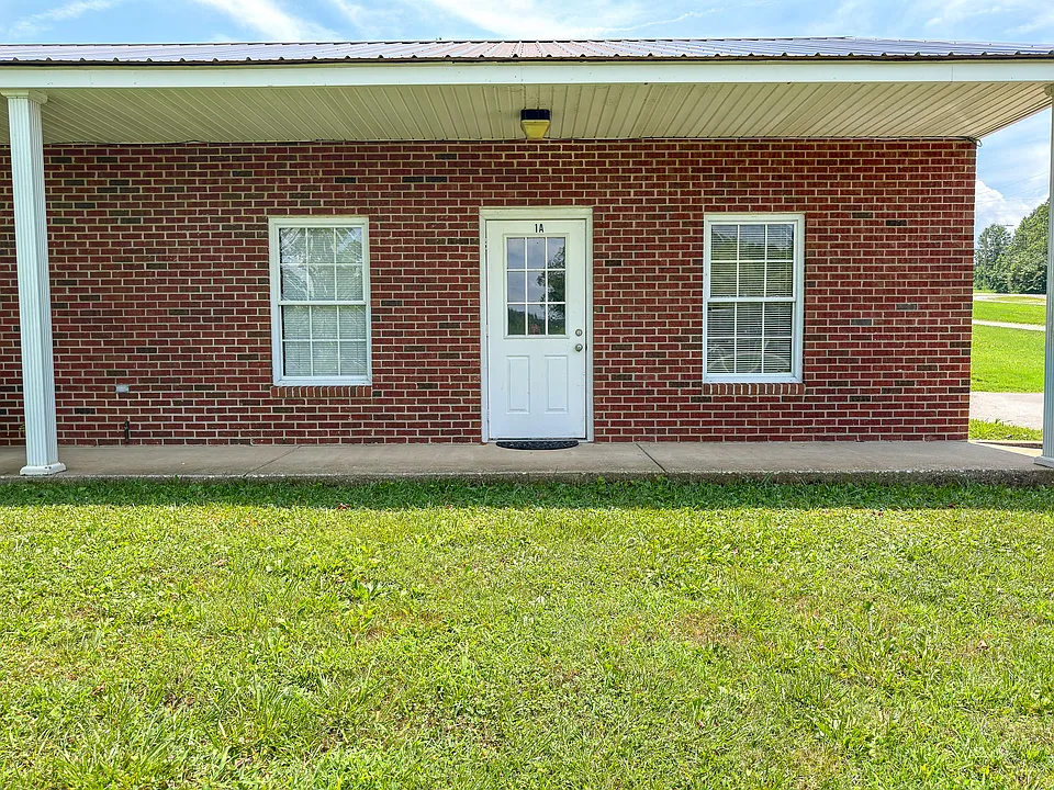 285 Veterans Memorial Hwy #1A