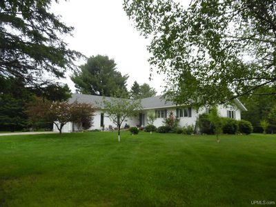 15929 Saint Collins Rd, Bruce Crossing, MI, 49912