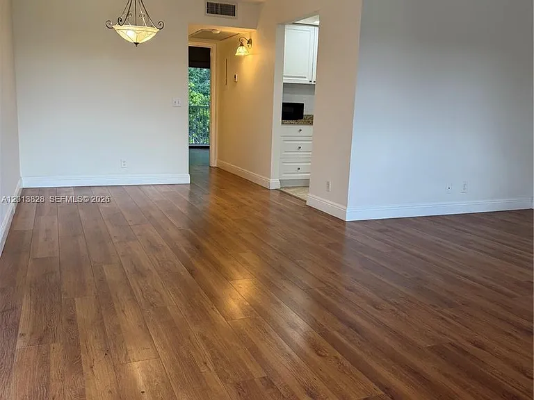 1551 SW 135th Ter #311G — Photo 4