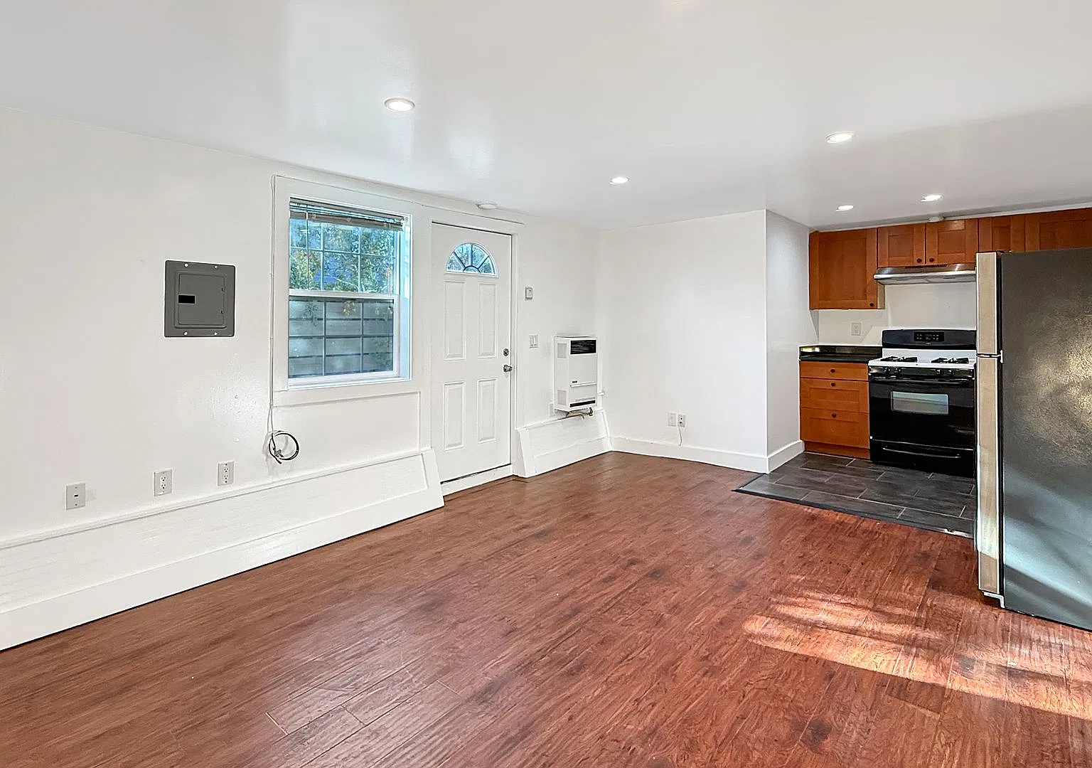 Lovely 1-bedroom in the Heart of South Berkeley — Photo 1