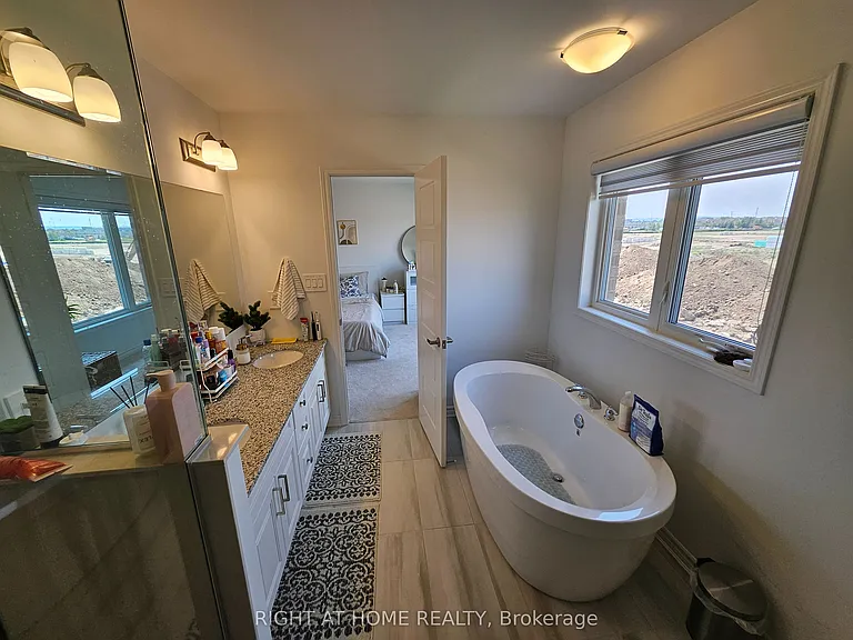 1615 Severn Dr #UPPER — Photo 14