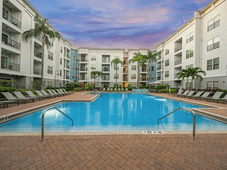 Millennium Westshore — Photo 91