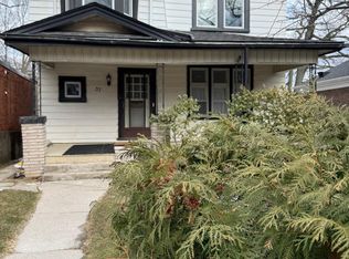 37 Kingswood Rd FLOOR 2, Toronto, ON M4E3N4