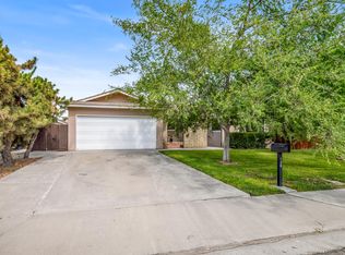 126 S Olive St, Lemoore, CA 93245