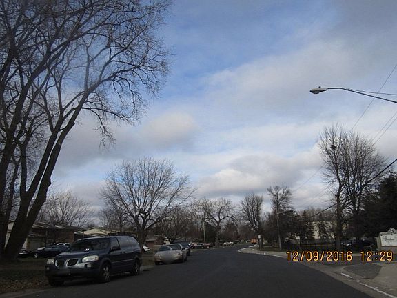 5th image of 6517 Douglas Dr N