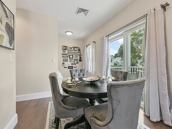 5th image of 443 Essex St #2