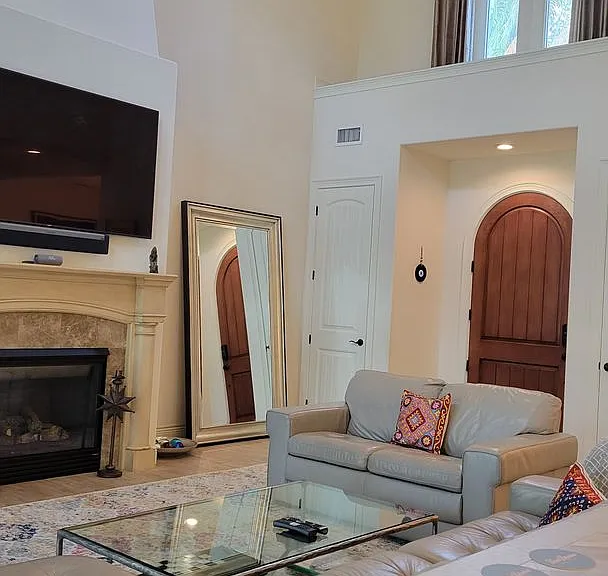 3218 S Osprey Ave — Photo 5