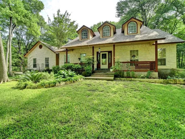 203 Moku Manu Dr, Bastrop, TX 78602