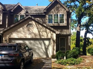 931 Millcreek Cir, Elgin, IL 60123