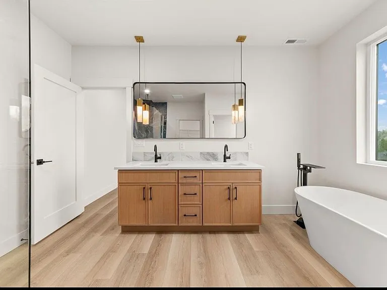 5112 S Jordan Ln — Photo 9
