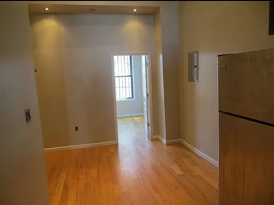 Rented by EXR | media 23