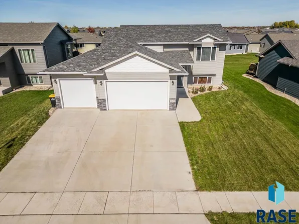 3608 E Chatham St, Sioux Falls, SD 57108