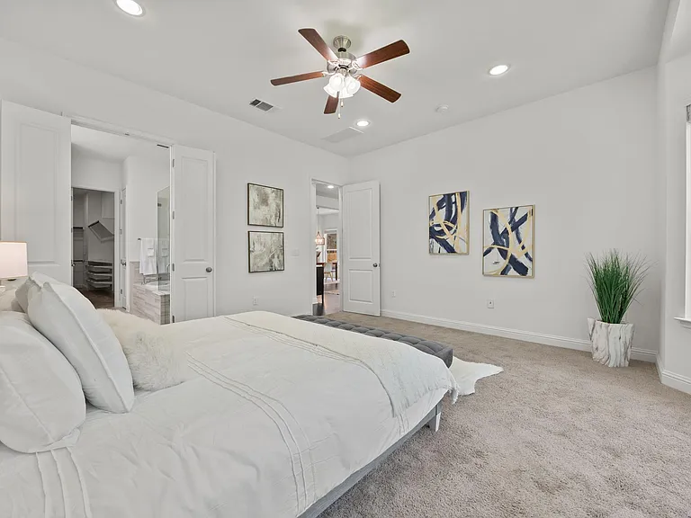 5305 Mandevilla Dr — Photo 17