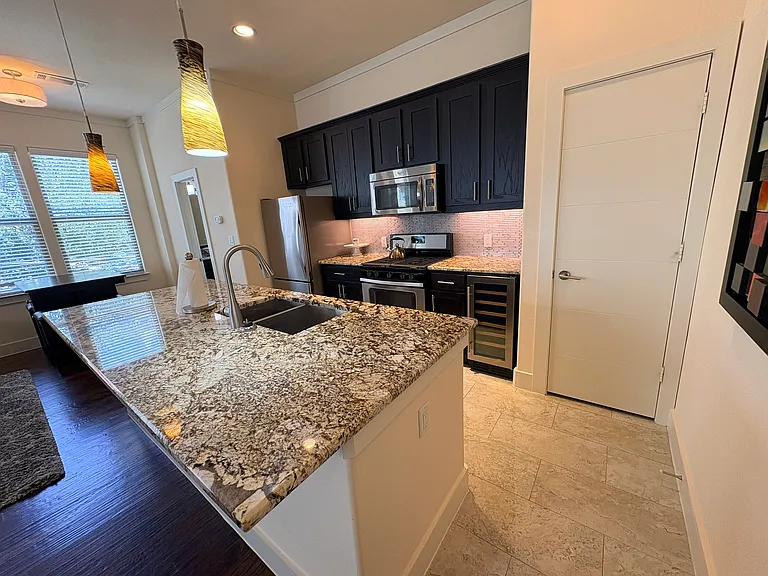 4223 Wycliff Ave #4 — Photo 4
