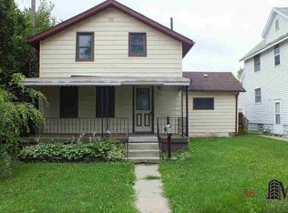 910 E 8th St, Monroe, MI 48161