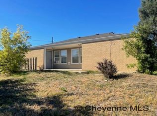 525 W 5th St, Cheyenne, WY 82007
