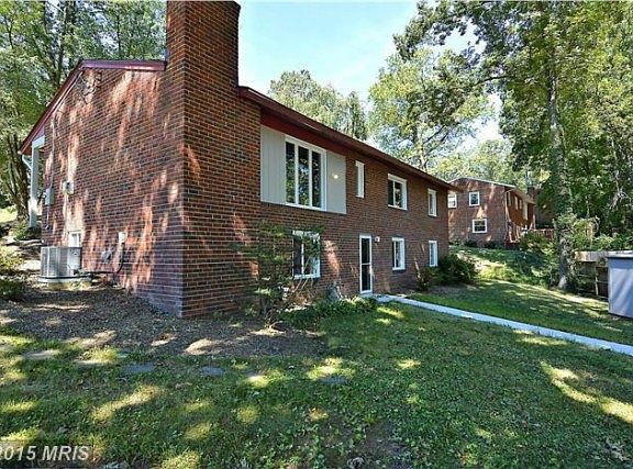2nd image of 2600 Sigmona St