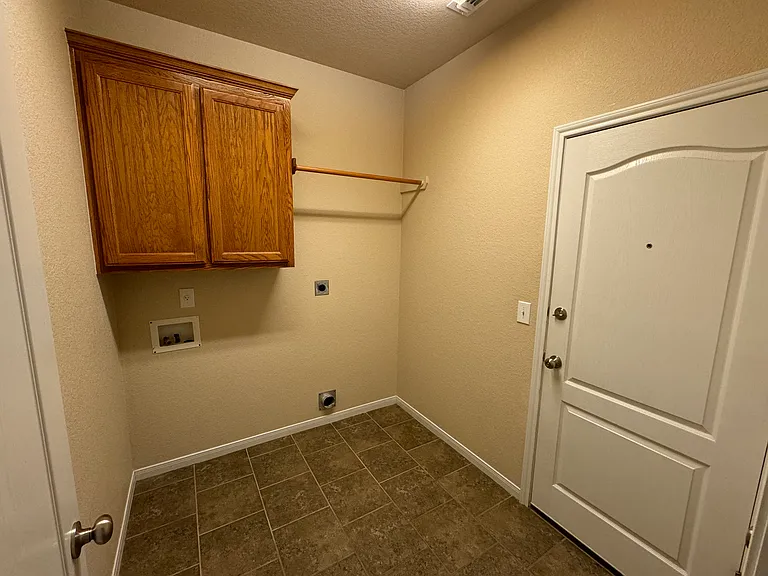 Laundry Room w/Door to Garage