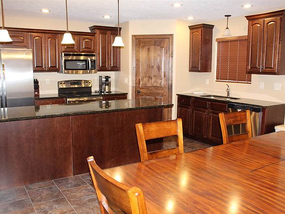2nd image of 1808 E 54th Street Pl