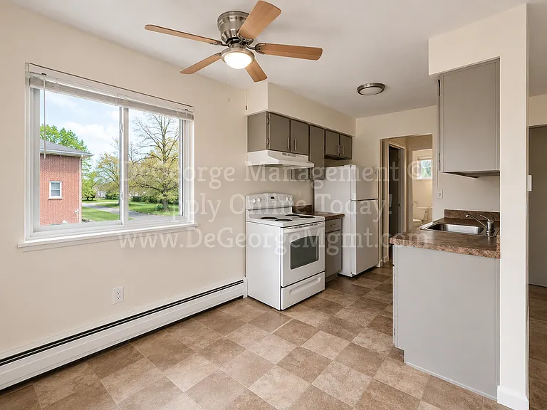 Emerald Estates — Photo 21