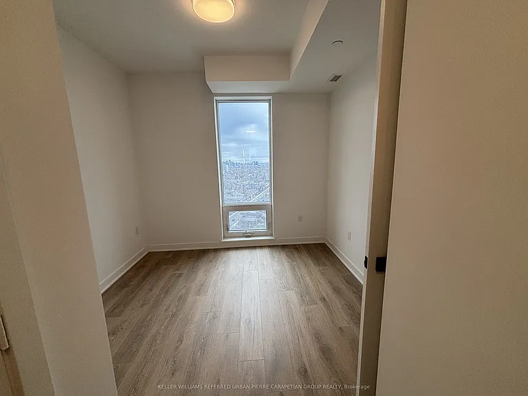 1185 Dupont St #1609 — Photo 15