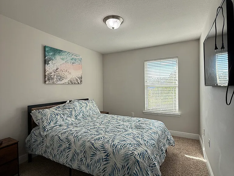 1887 Pointe Dr — Photo 22