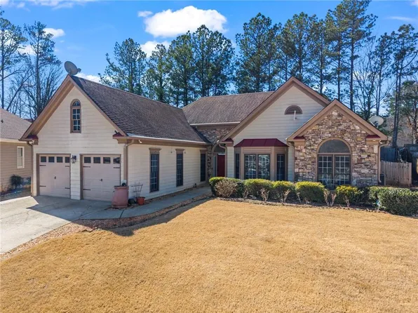 3030 Northcliff Dr, Suwanee, GA 30024