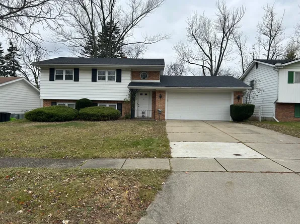 728 Jamestown Rd, Auburn Hills, MI 48326