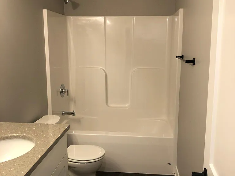 1106 Petersen Ct NW — Photo 12