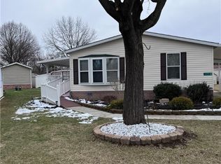 179 D St SW, Navarre, OH 44662