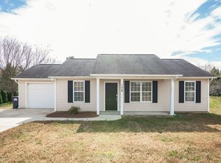 138 Morning Dew Dr, Statesville, NC 28677