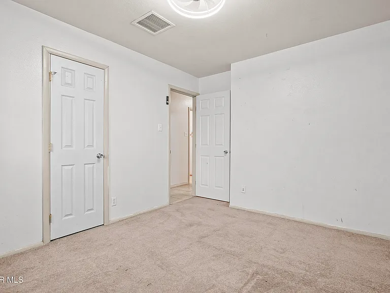 10372 Shenandoah St — Photo 12