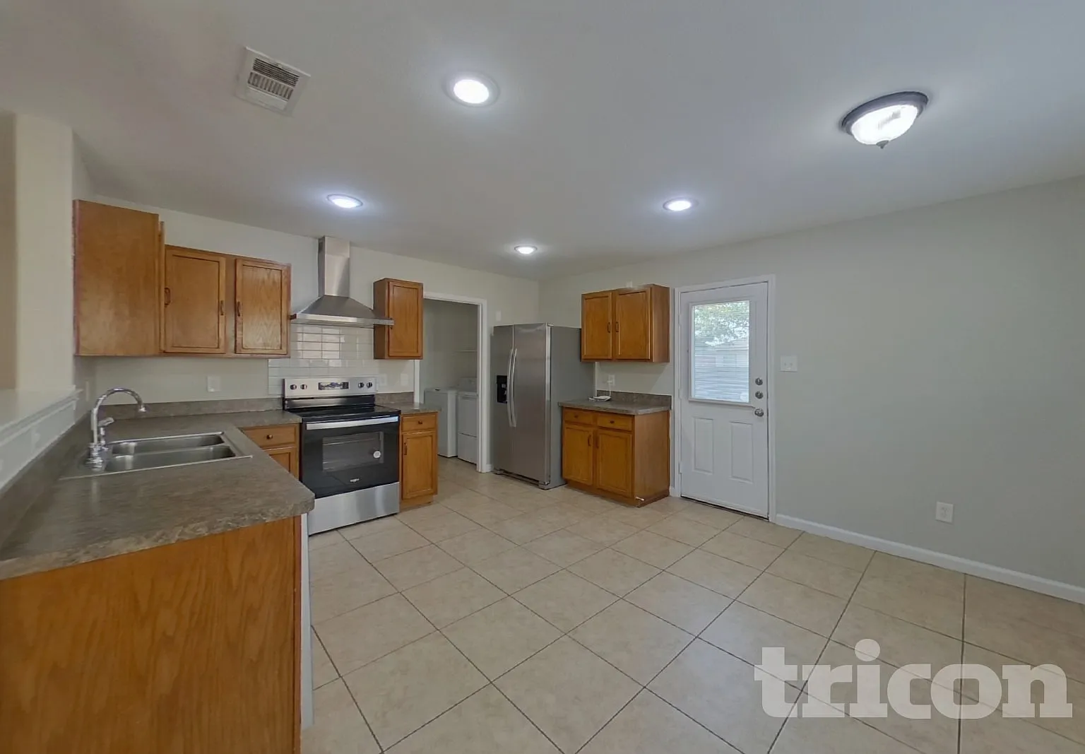 2505 Mill Springs Pass Fort Worth TX — Photo 4