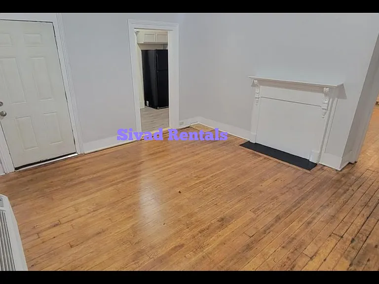 505 E Walnut St #A — Photo 5