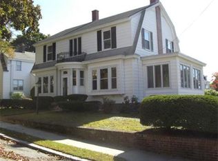 32 Ridge Rd, Lawrence, MA 01841