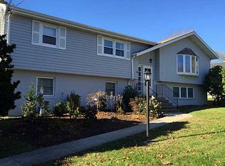 16 Shields St, Newport, RI 02840