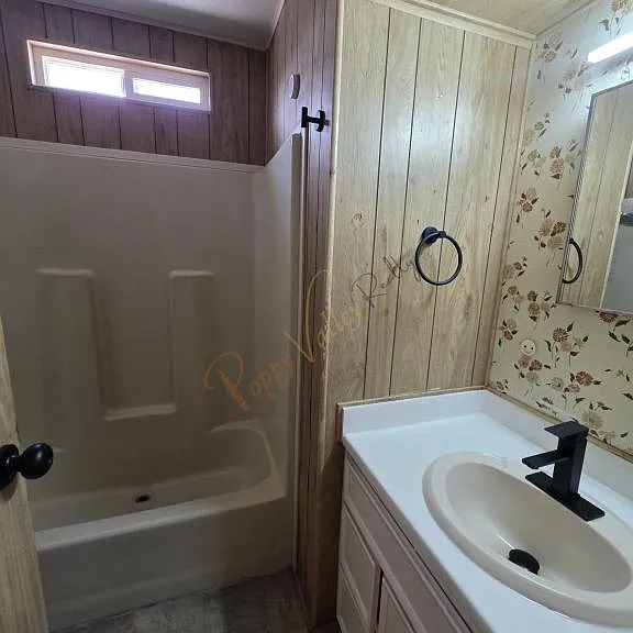 2110 Balboa Dr — Photo 5