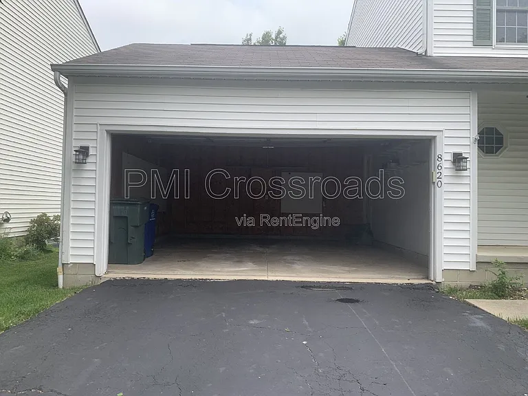 8620 Olenbrook Dr — Photo 35