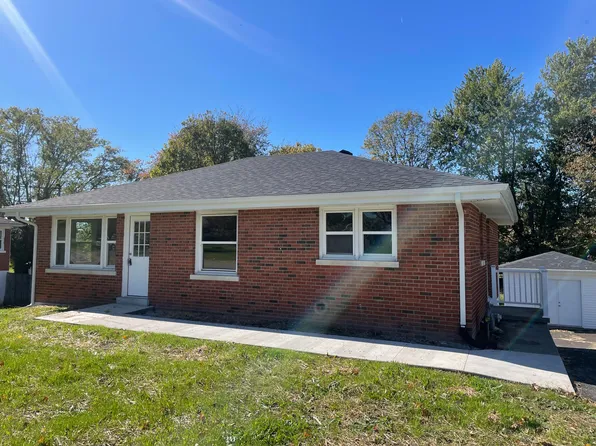 118 Hill N Dale Dr, Lancaster, KY 40444