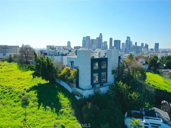 1082 Everett Pl, Los Angeles, CA 90026